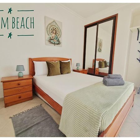 calm beach apartement Portimao Bagian luar foto